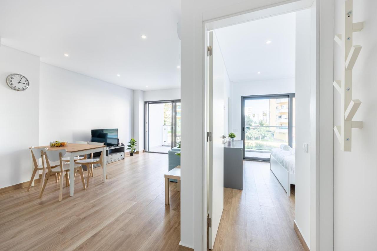 Sweet Escape Apartment *